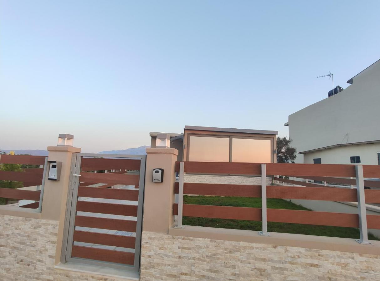 Wish Sea & Mountain View Villa สตาโลส ภายนอก รูปภาพ