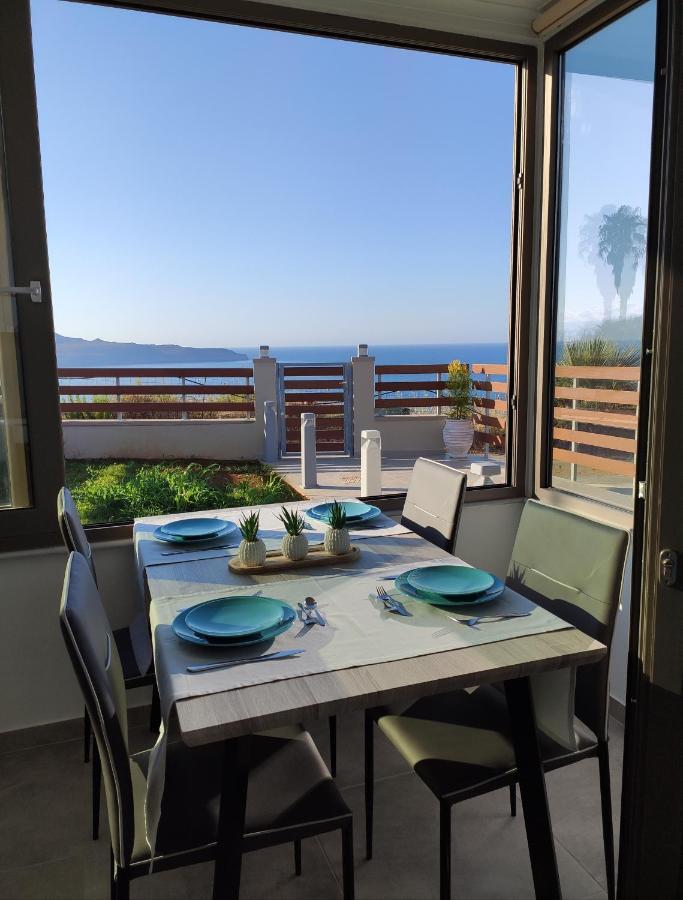 Wish Sea & Mountain View Villa สตาโลส ภายนอก รูปภาพ