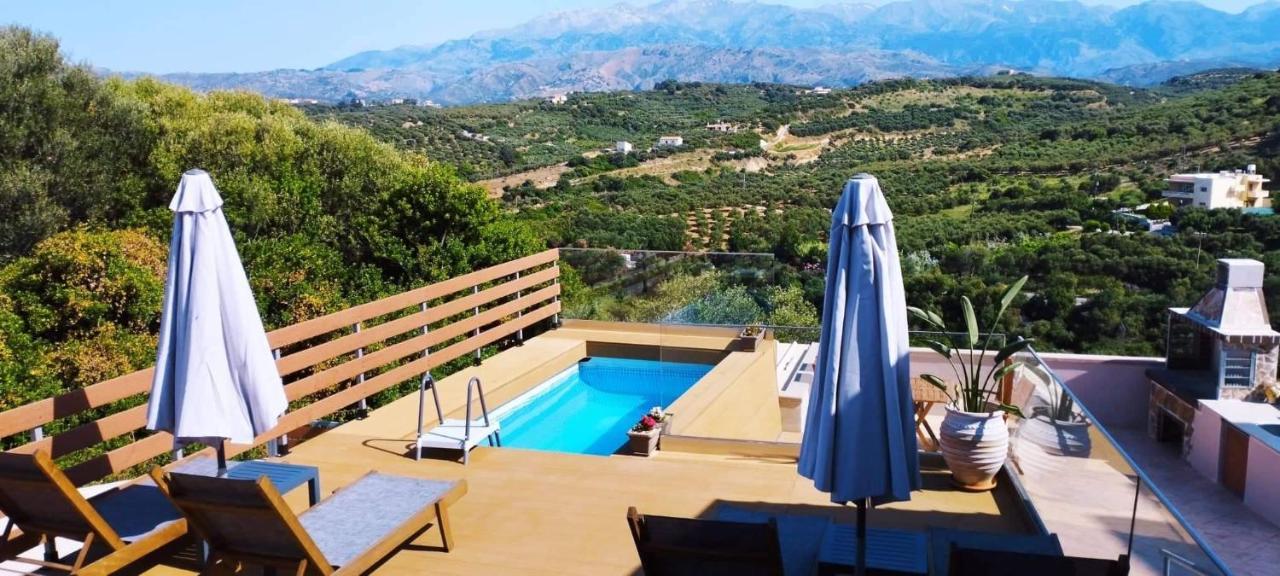 Wish Sea & Mountain View Villa สตาโลส ภายนอก รูปภาพ